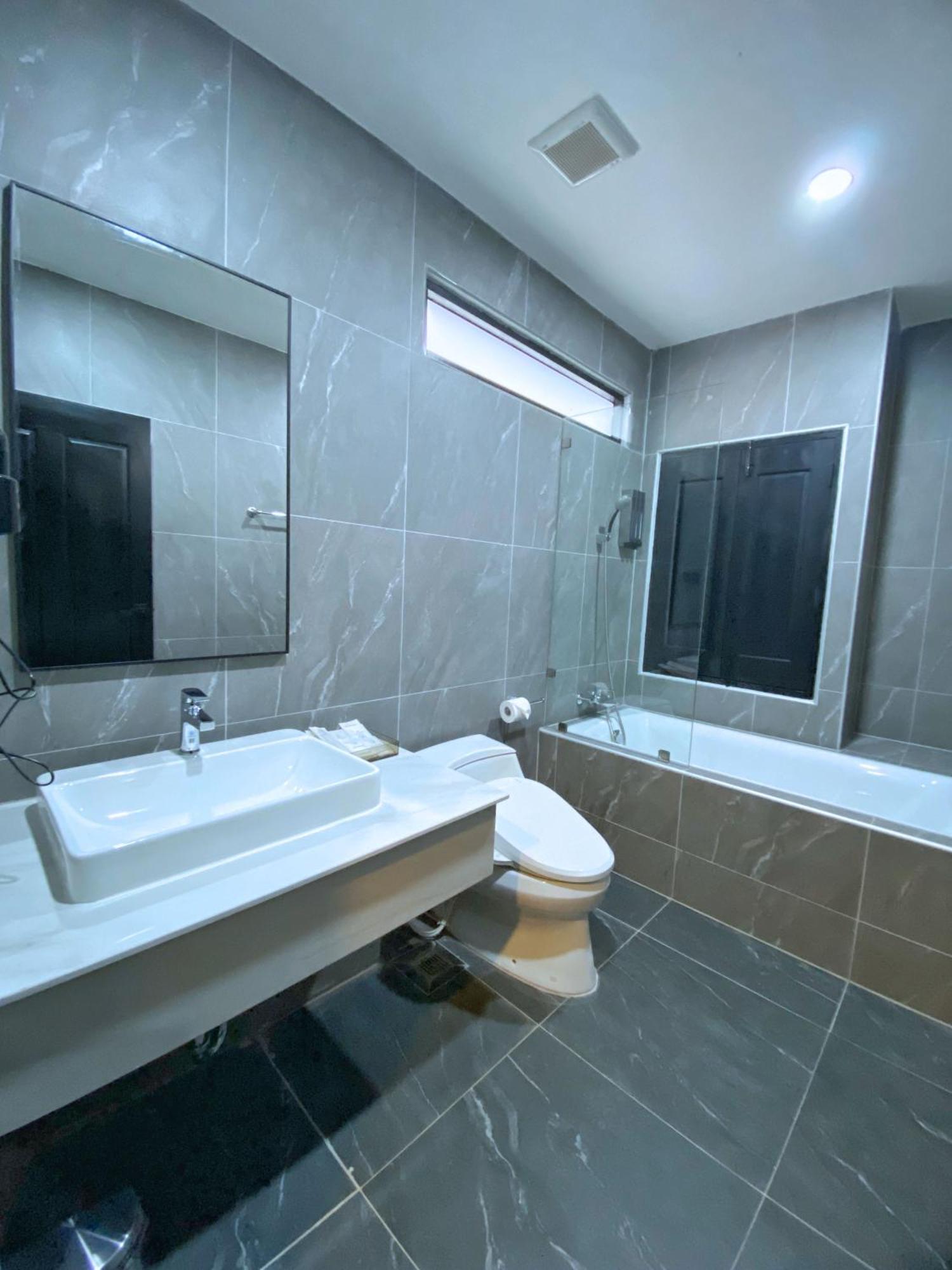 Bb Hotel Savannakhet Exterior photo